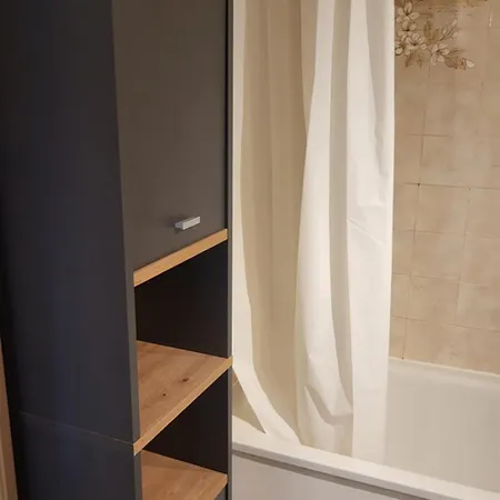 Charment Petit T2 En Duplex Piscine Lejlighed