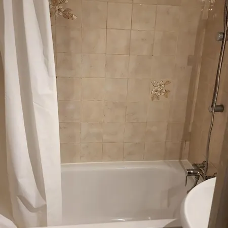 Charment Petit T2 En Duplex Piscine Lejlighed